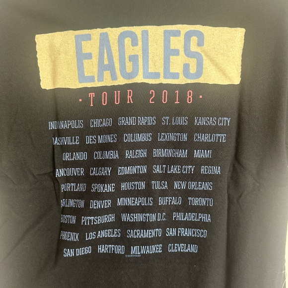 Eagles 2018 Tour T-Shirt in Black - Picture 4 of 6